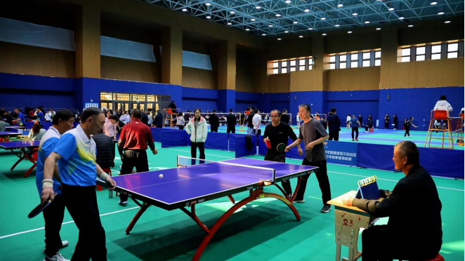 一开场便展 一开场便展