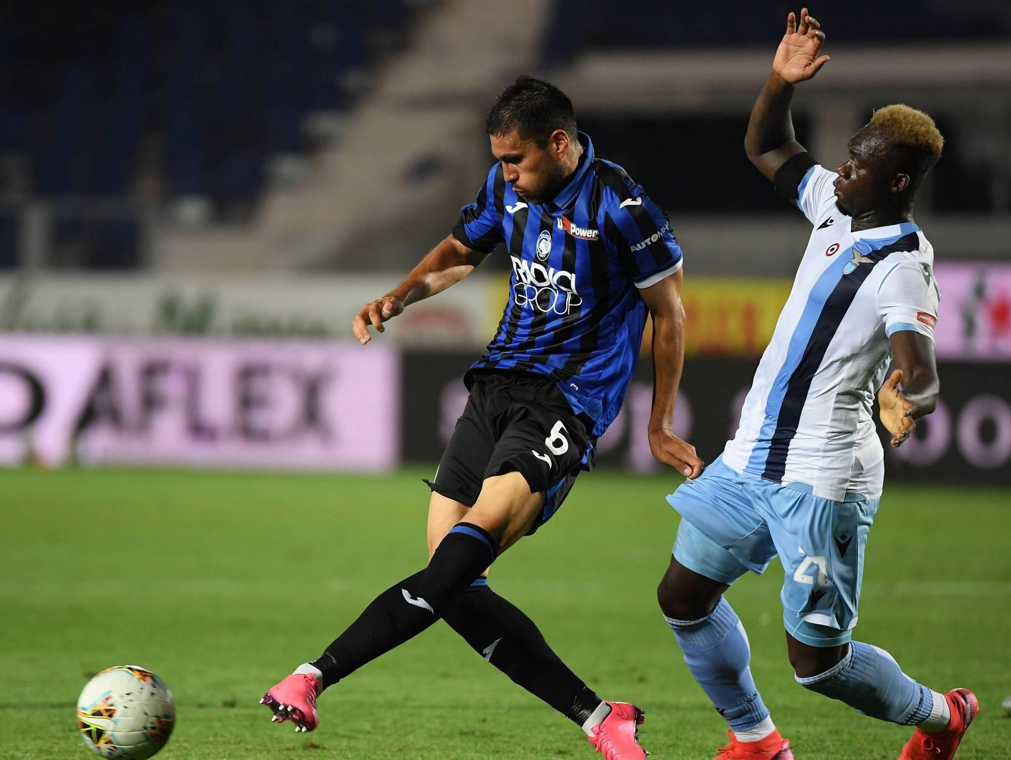 比赛中不断 比赛中不断