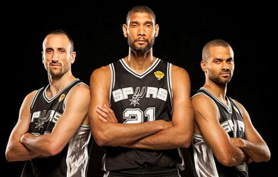 辅以边路带 辅以边路带